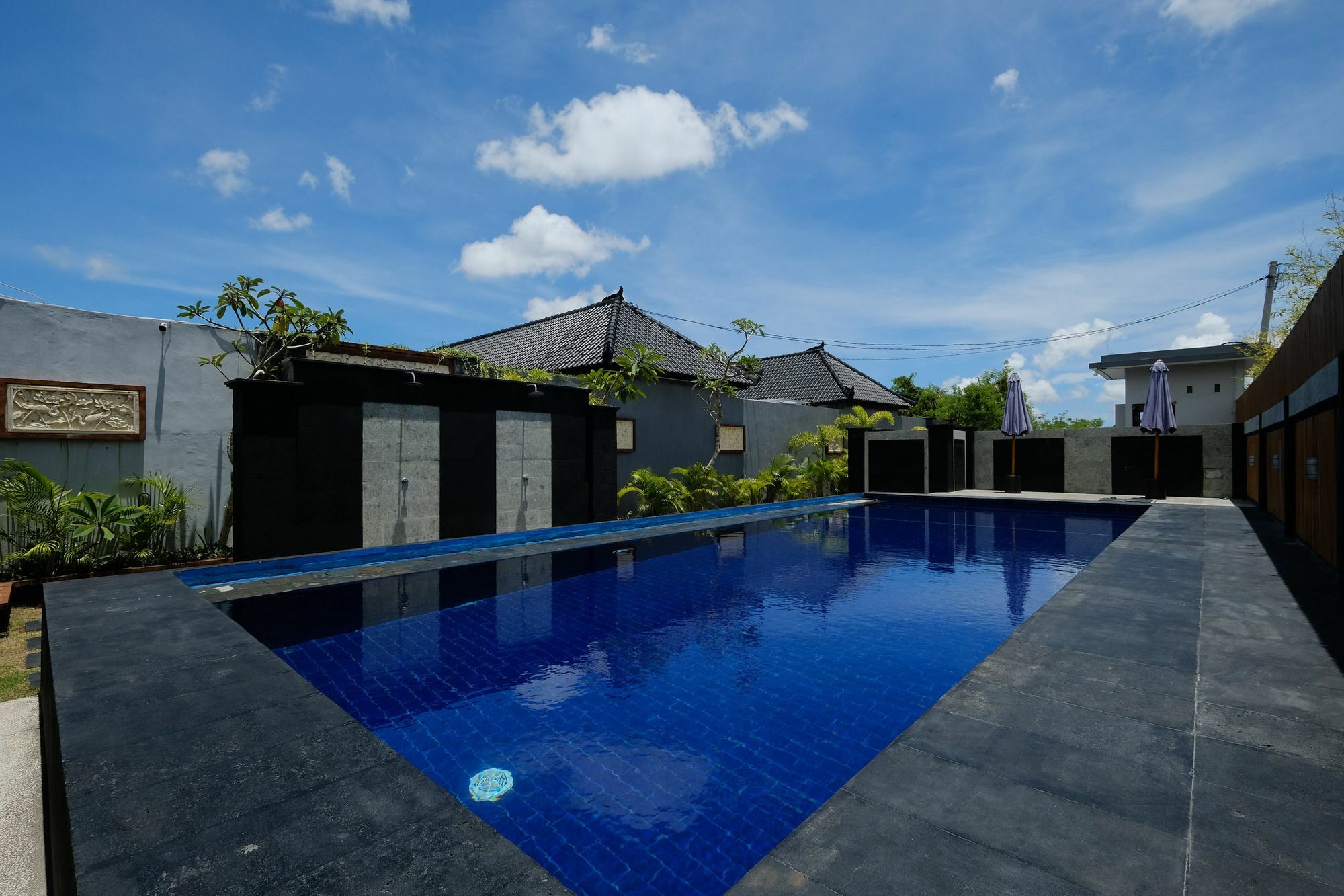 Готель The Yogasari Seminyak Екстер'єр фото